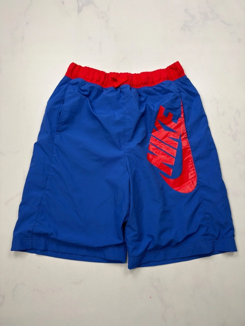 Nike Athletic Shorts Blue Red Standard Fit - Boys XL